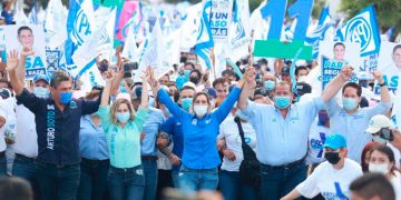 Líderes del PRD renuncian a su partido y se suman a Mario López