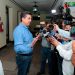 Seguiré defendiendo la democracia: Cabeza de Vaca