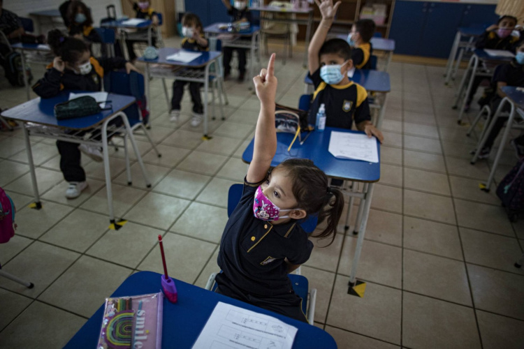 Salud definirá regreso a clases presenciales: SNTE