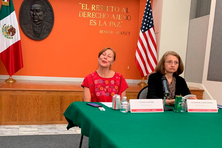 Se pronuncia AMLO por renovar el INE y el TEPJF