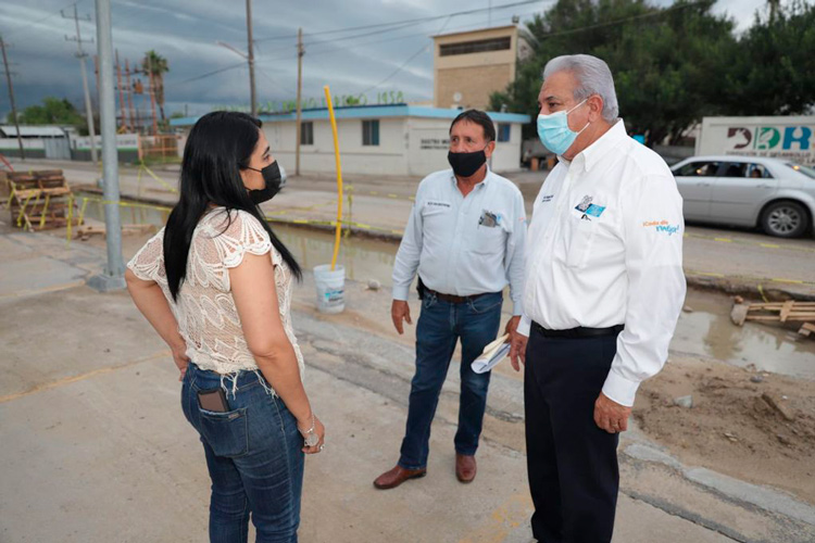 Supervisa Sanmiguel rehabilitación de subcolector sanitario Anáhuac