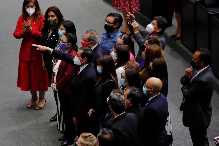 Alistan presupuesto austero; priorizarán programas sociales y obras
