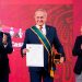 AMLO da embajadas clave a políticos