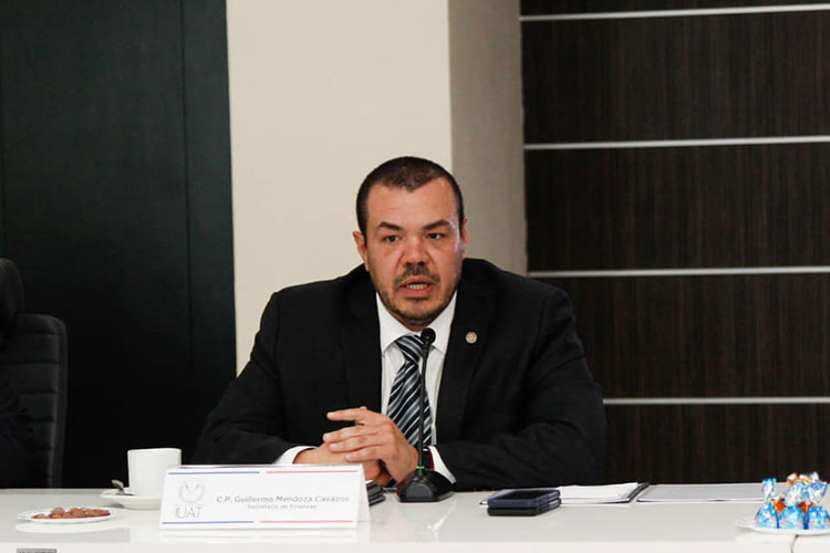 Defiende Tino Sáenz protección a funcionarios