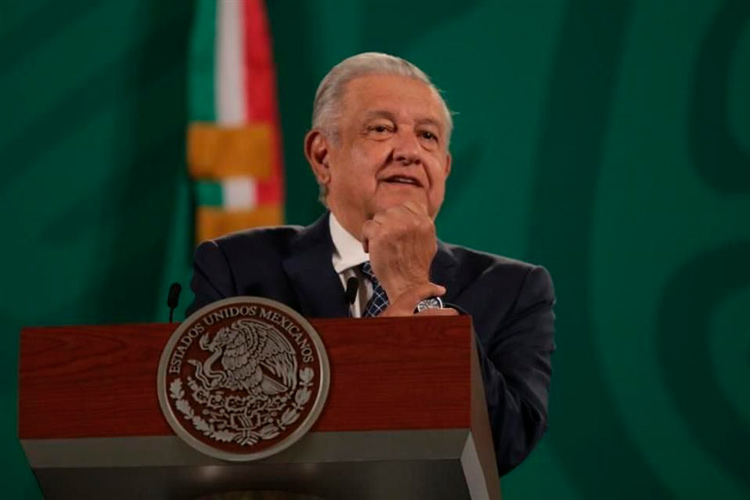 Cae economía mexicana 1.6% en agosto