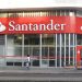 Banco Santander le desaparece a clienta casi tres millones de pesos