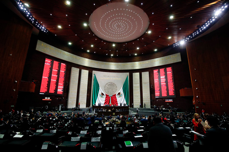 Fideicomiso de 90 mil mdp para fortalecer puertos, anuncia AMLO