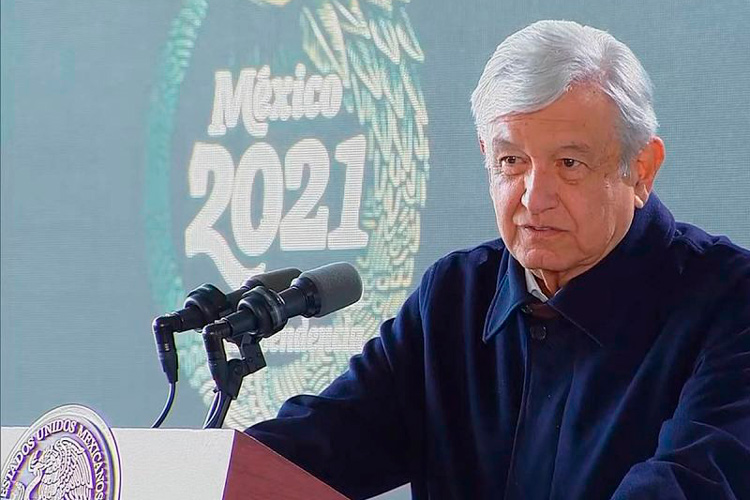 López Obrador acusa que opositores mienten al no aceptar cambio de régimen
