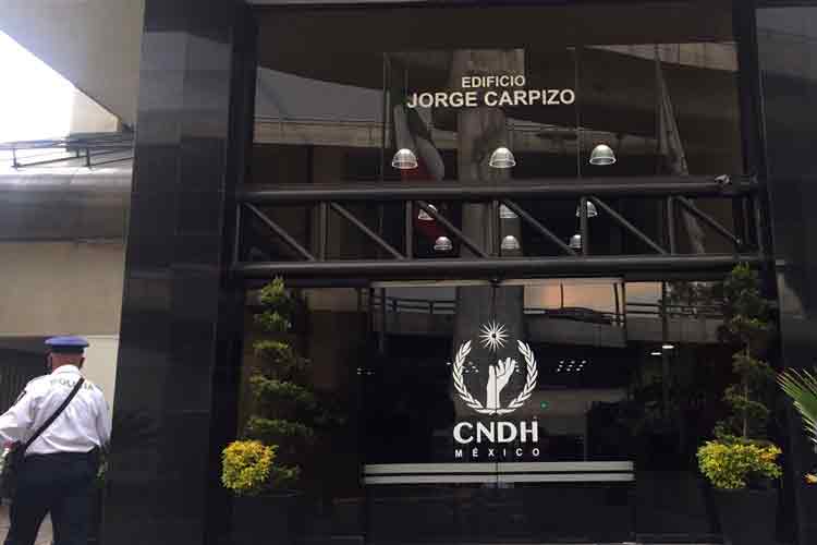 México vive una crisis forense, reconoce Segob