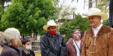 Se encuentra Arturo Diez con militancia del Altiplano