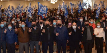 Se reúne César Verástegui con militantes del PAN, PRI y PRD en Nuevo Laredo