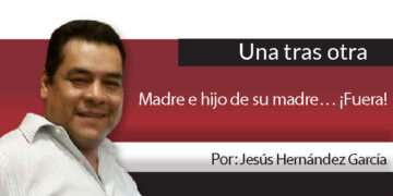 Una Tras Otra / Madre e hijo de su madre… ¡Fuera!