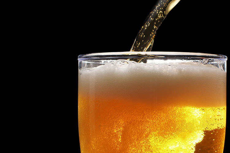 Derrochan Tamaulipecos 98.2 mdp en cheve y cigarros