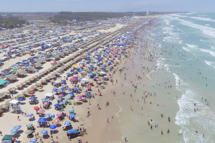 Tendrá playa Miramar aforo de hasta 60 mil personas
