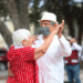 Neolaredenses aprenden a bailar danzon con actividades culturales
