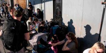 Caravana migrante rompe cerco de GN en Chiapas