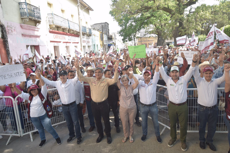 Llama Américo al voto masivo “para que no nos hagan trampa”