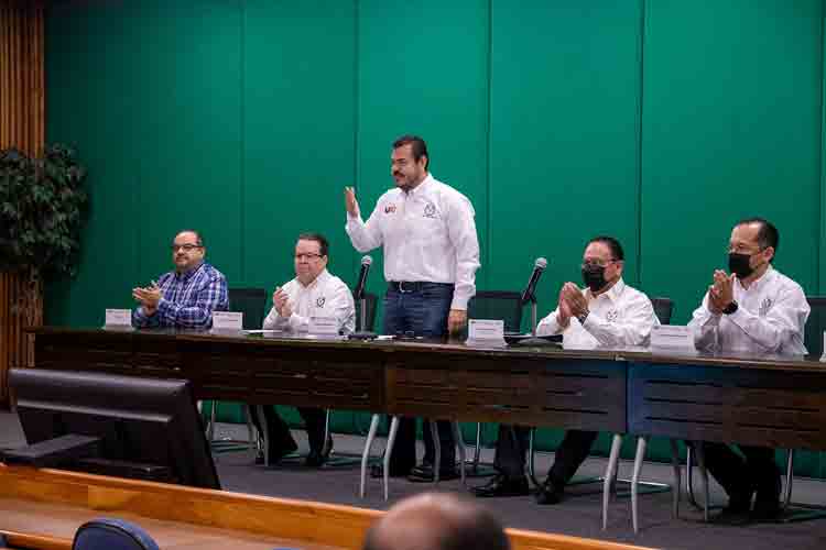 Ofrece UAT el taller de certificación FIBA para entrenadores de basquetbol