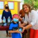 Continúa Gobierno de Gattás llevando kits de higiene a escuelas