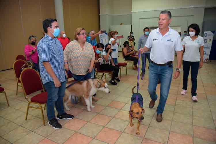 Pone en Marcha Chucho Nader Programa “Registro de Mascotas en Línea”