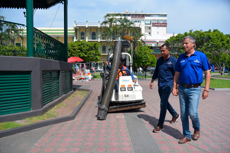Encabeza Chucho Nader Amplia Jornada de Limpieza en la Zona Centro
