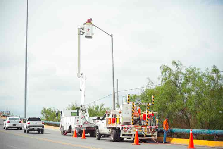 Construye Nuevo Laredo 23 mil metros lineales de banquetas