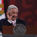 Sí hay periodistas asesinados, pero ninguno por el Estado, afirma AMLO