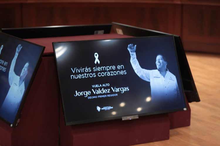 Rinde cabildo homenaje al regidor Jorge Valdez
