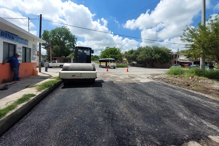 Se rehabilitan más de 9 mil metros cuadrados de calles en Victoria