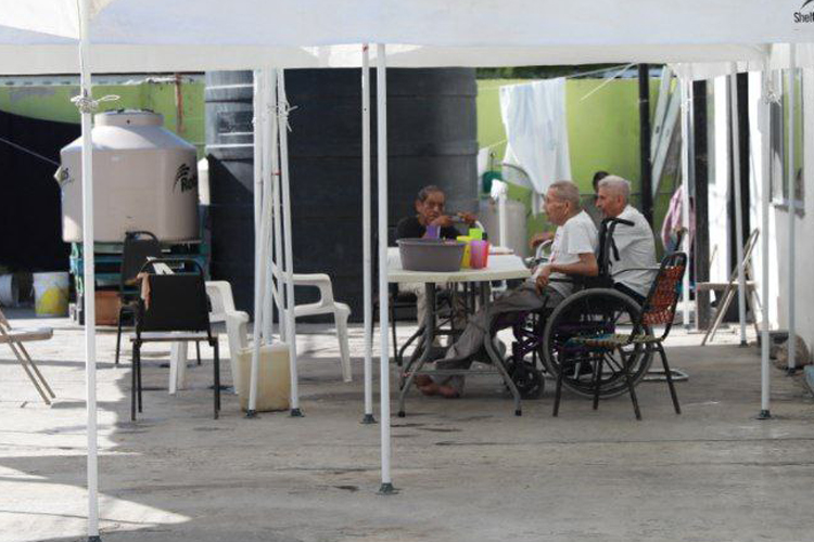 Reduce número de migrantes en albergues de Nuevo Laredo