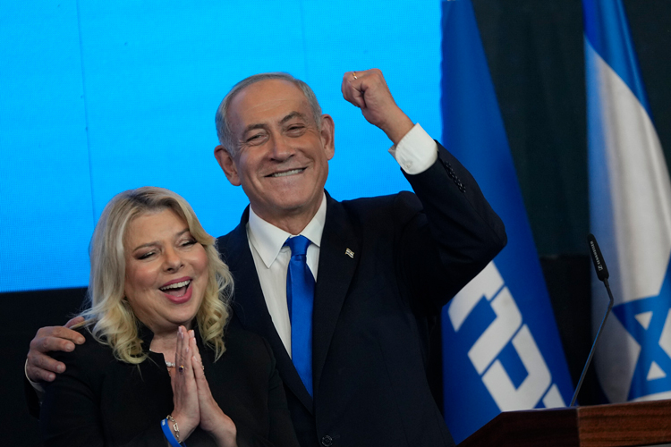 El INE tropieza con su propia encuesta sobre la reforma electoral