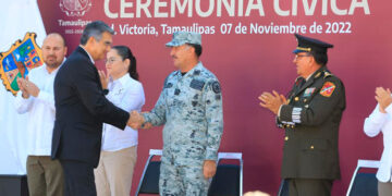 Apoyo de Fuerzas Armadas, clave para desarrollo y paz: Gobernador