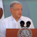 “Tengo una aceptación del 70%”: AMLO al ser increpado en vuelo