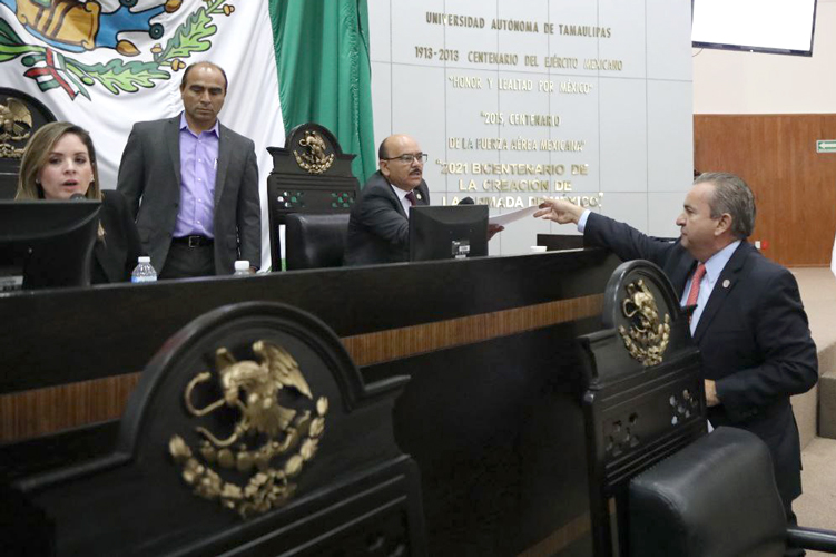 Una Tras Otra / ¿Ahora sí hay persecución?