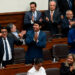 EU pide a Pedro Castillo “revertir” disolución del Congreso