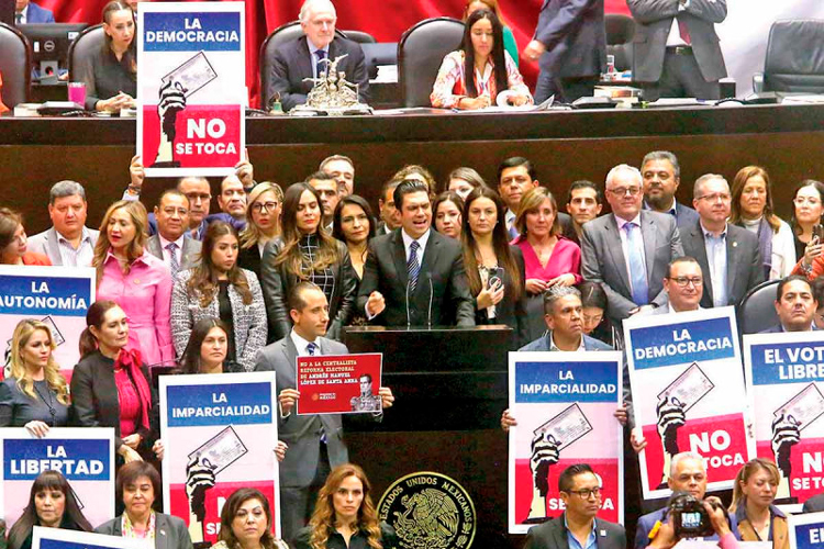 Dan fast track a plan B de reforma electoral