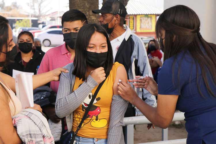 Vacunarán contra Covid-19 en la colonia “Primero de Mayo”