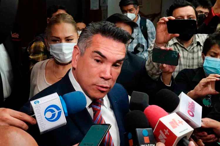 ‘El Rey’ Zambada resultó más derecho que el abogado de García Luna: AMLO