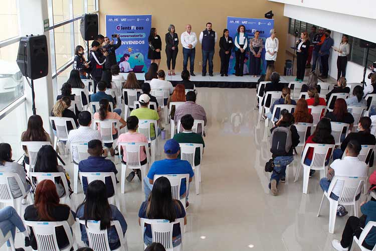 Rector de la UAT inaugura conversatorio sobre mujeres en la ciencia