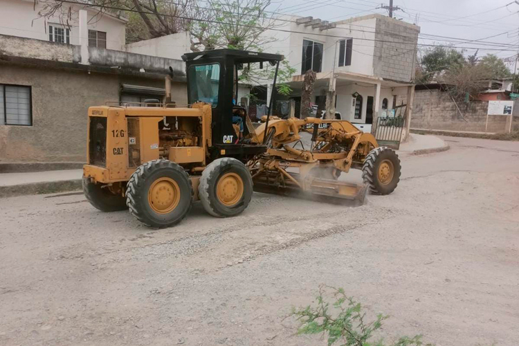 Mejora municipio calles de difícil acceso en Victoria