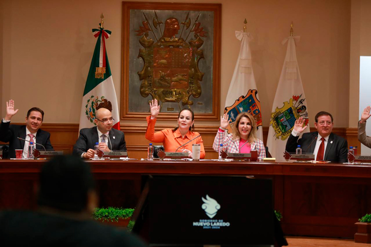 Amplían plazo tres meses para regularizar autos americanos