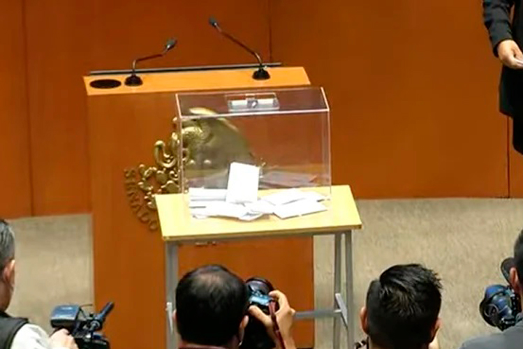 Senado elige nuevos comisionados del INAI