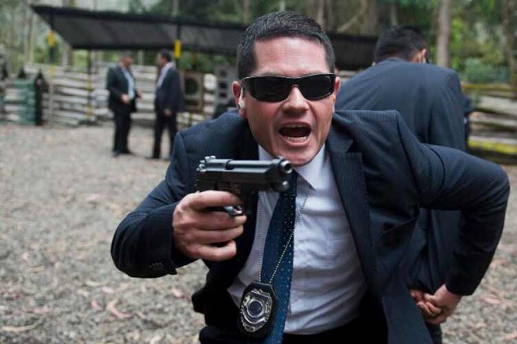 Proponen eliminar escoltas para ex funcionarios estatales