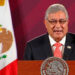 AMLO felicita a los maestros de México