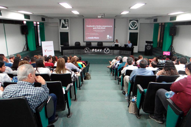 Capacitan a Órganos Internos de Control en temas de: “Fiscalización a Fondos y Programas de Gasto Federalizado”