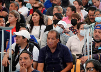 Aspirantes presidenciales, sin dar agenda migratoria