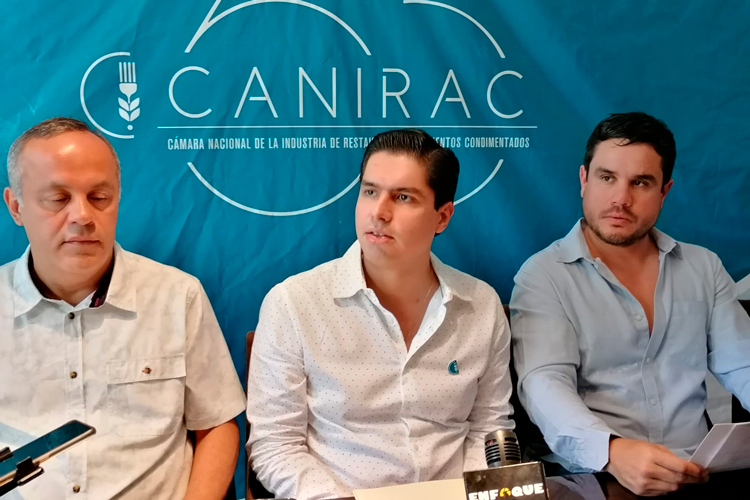 ‘Festeja’ CANIRAC suspensión de Ley anti tabaco