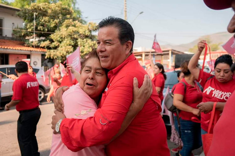 Respalda base trabajadora a Armando Trejo