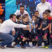 Entrega rector trofeos de la liga de futbol Copa UAT