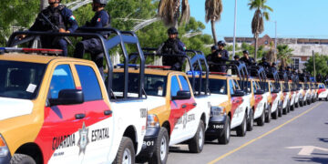 Entrega Gobernador cien patrullas más a la Guardia Estatal